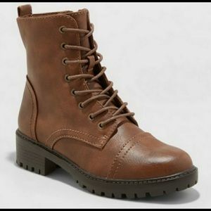 Brown lace up boot